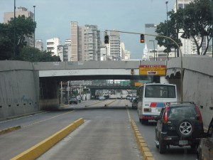 El tramo El Cristo-La Hoyada es en donde se suelen ver más cruces indebidos de peatones