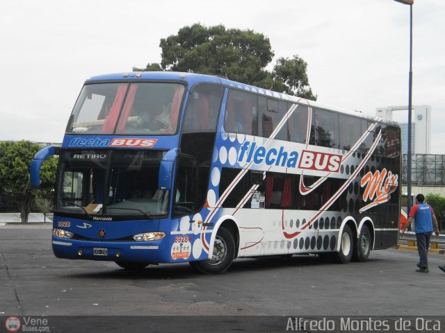 Flecha Bus 8928 por Alfredo Montes de Oca