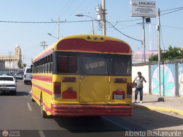 ZU - Transporte Mixto Los Cortijos 90 por Alberto Bustamante