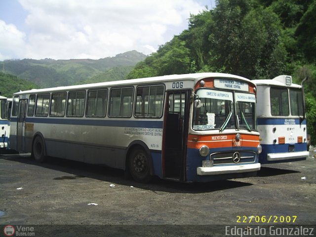 DC - Autobuses de Antimano 006 por Edgardo Gonzlez