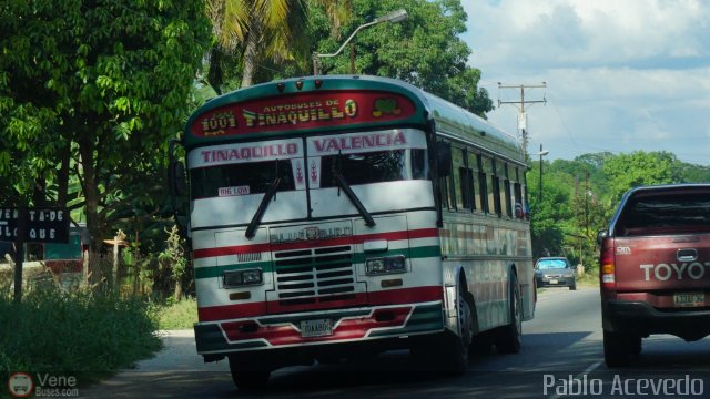 Autobuses de Tinaquillo 01 por Pablo Acevedo