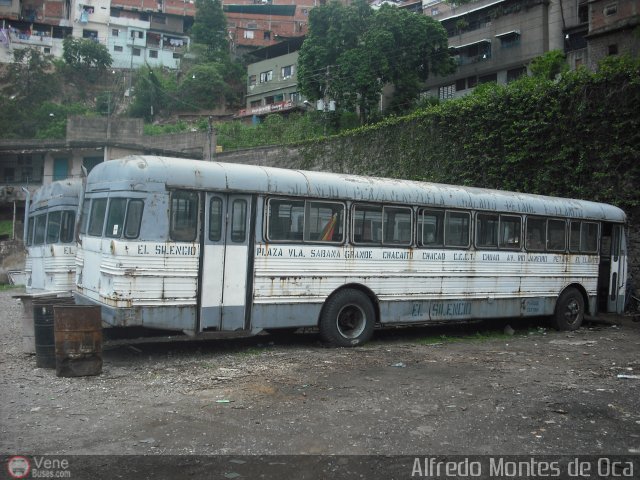 Transporte El Llanito 11 por Alfredo Montes de Oca