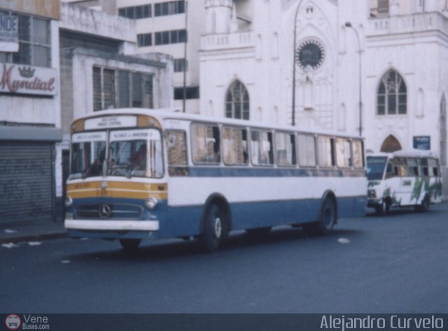 DC - Autobuses de Antimano 011 por Alejandro Curvelo
