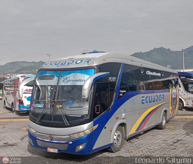 Transporte Ecuador Ejecutivo 71 por Leonardo Saturno