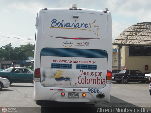 Expreso Bolivariano 9806 por Alfredo Montes de Oca