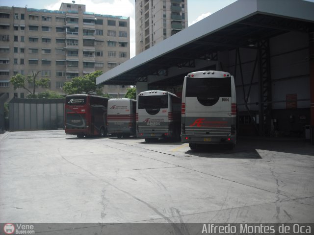 Garajes Paradas y Terminales Caracas por Alfredo Montes de Oca