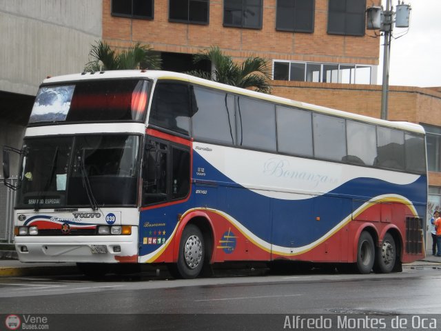 Transporte Bonanza 0039 por Alfredo Montes de Oca
