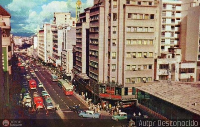 Ruta Metropolitana de La Gran Caracas  por Alejandro Curvelo