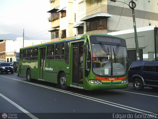 Metrobus Caracas 320 por Edgardo Gonzlez