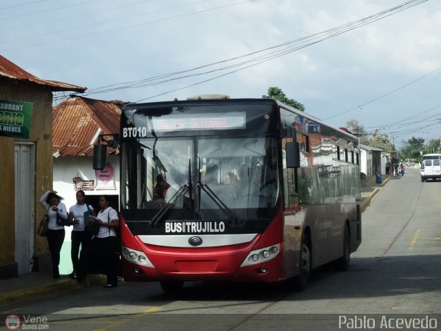 Bus Trujillo BT010 por Pablo Acevedo