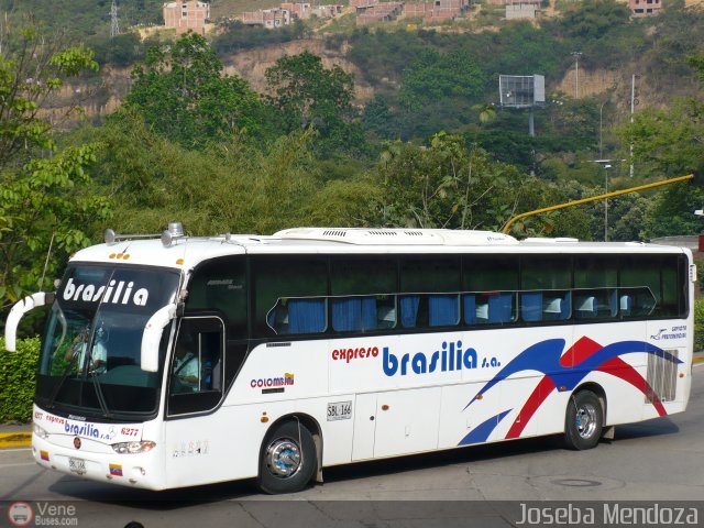 Expreso Brasilia 6277 por Joseba Mendoza