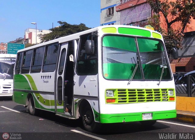 Ruta Metropolitana de La Gran Caracas 999 por Waldir Mata