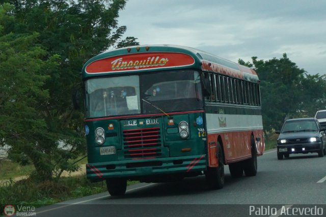 Autobuses de Tinaquillo 12 por Pablo Acevedo