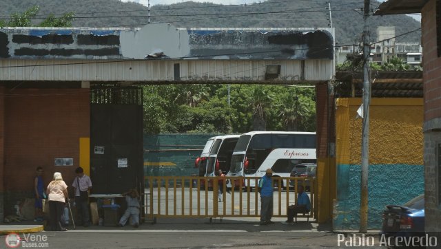 Garajes Paradas y Terminales Caracas por Pablo Acevedo