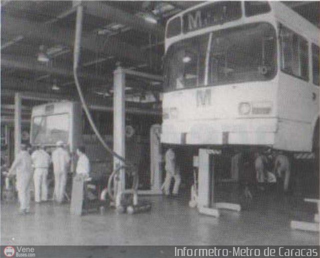 Metrobus Caracas 975 por Edgardo Gonzlez
