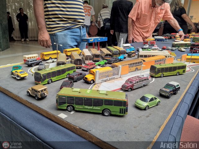 Maquetas y Miniaturas 410 por �ngel Sal�n