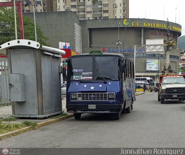 DC - Uni�n Conductores del Oeste 323 por Jonnathan Rodr�guez