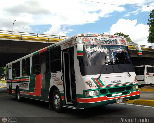 Transporte El Esfuerzo 12 por Alvin Rondón