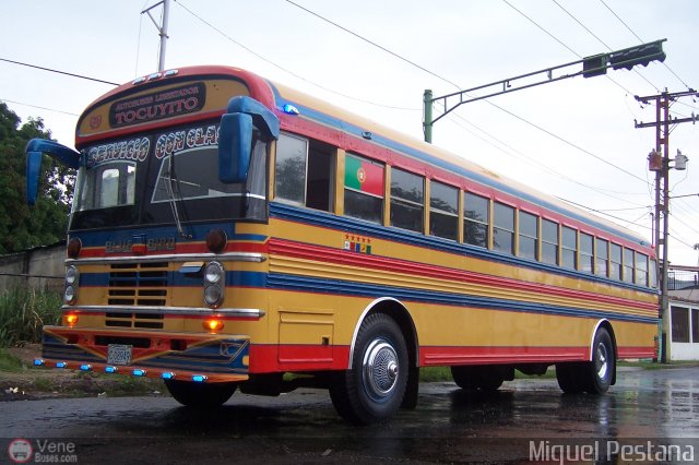 CA - Autobuses de Tocuyito Libertador 25 por Alejandro Curvelo