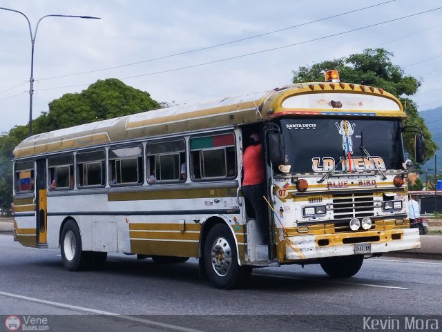 Lnea Santa Luca 07 por Kevin Mora