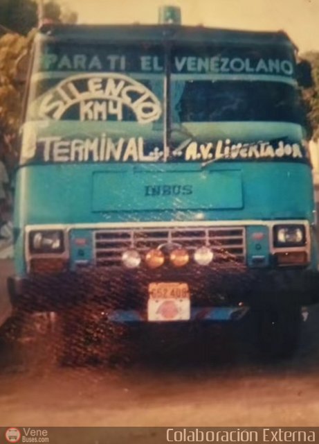 ZU - U.C. El Silencio Microbus 03 por Sebastián Mercado