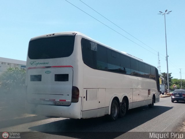 Santa Elena Express 370 por Miguel Pino