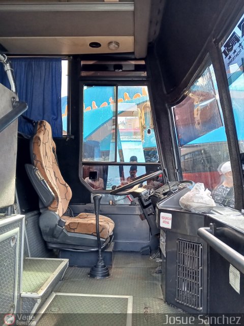 Caribe Express C.A. 2102 por Josue S�nchez