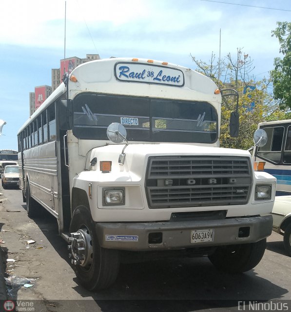 ZU - Ra�l Leoni 38 por �ngel Delgado