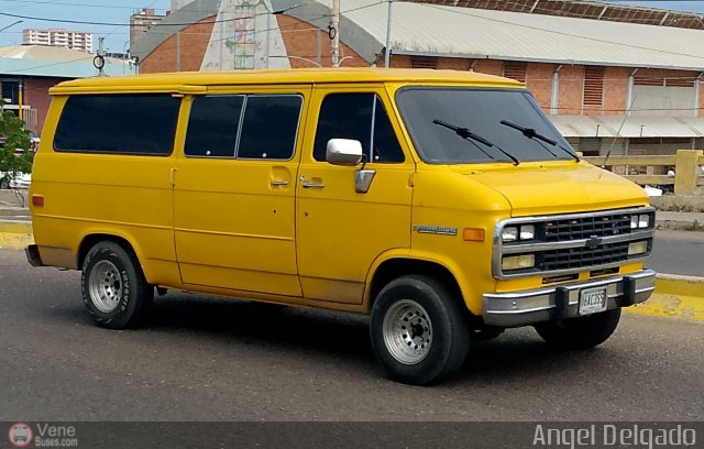 Particular Van por ngel Delgado