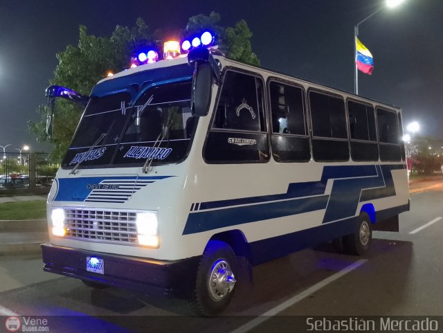 Particular o Desconocido maracaibo por Sebasti�n Mercado