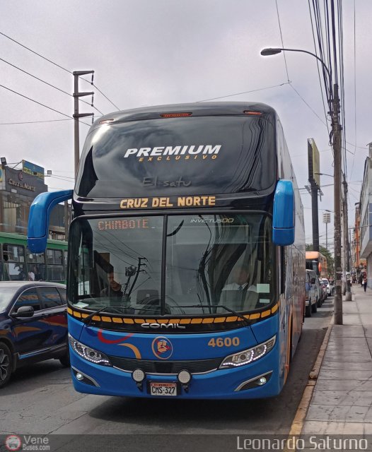 Cruz del Norte 4600 por Leonardo Saturno