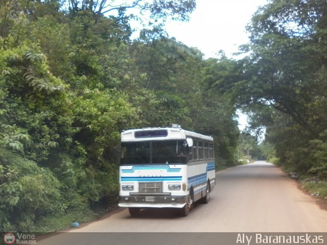 Sin identificación o Desconocido 23 por Aly Baranauskas