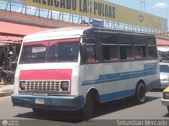 ZU - Los Claveles 69 por Sebastin Mercado