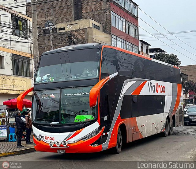 Corporaci�n V�a Unoo S.A.C. 950 por Leonardo Saturno