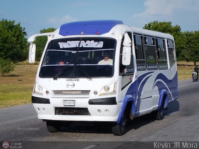 Línea La Pastora 90 por Kevin Mora