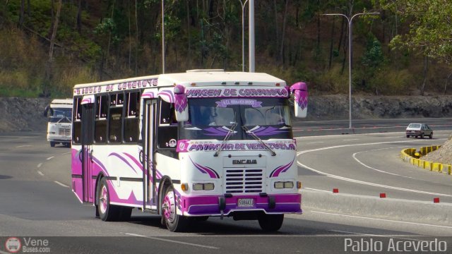 Línea Hermanos Unidos S.C. 61 por Pablo Acevedo