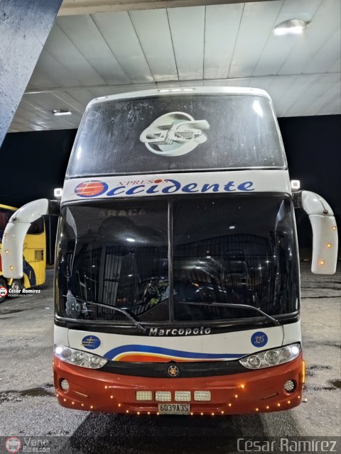 Expresos Occidente 325 por C�sar Ram�rez