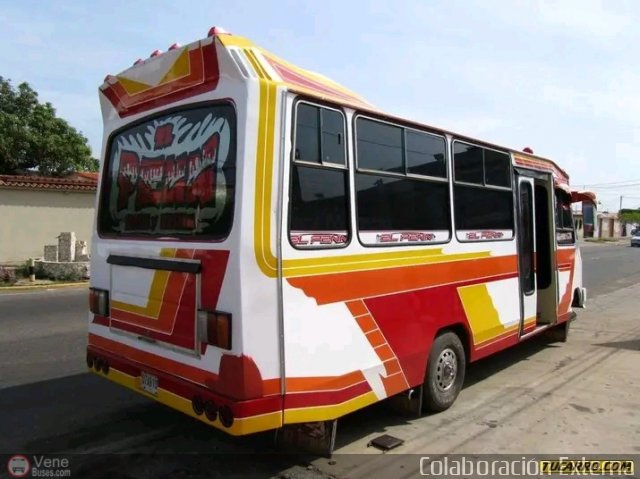 ZU - U.C. Barrio La Polar 048 por ngel Delgado