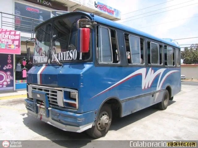 ZU - Colectivo Pomona R01 por ngel Delgado