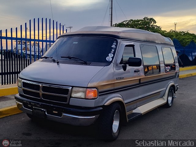 Particular NO USAR M�S 999 por Sebasti�n Mercado