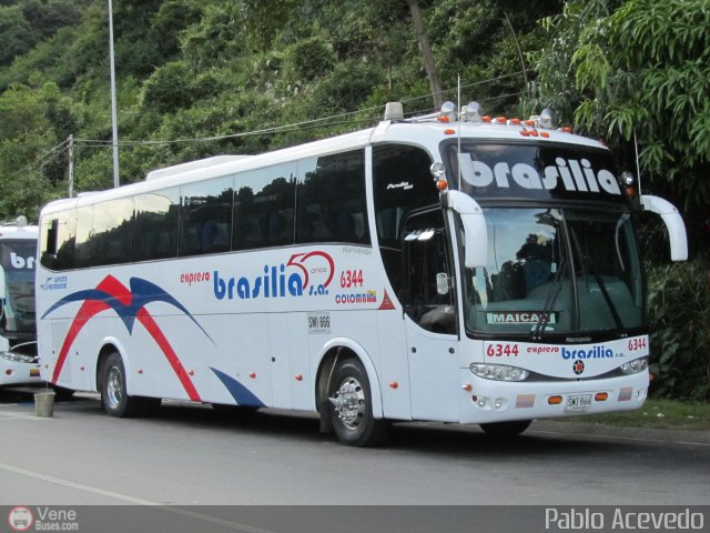 Expreso Brasilia 6344 por Pablo Acevedo