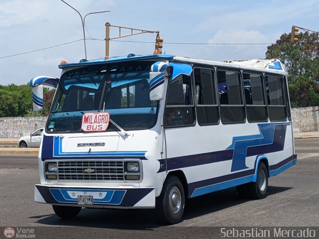 ZU - Asociacin Cooperativa Milagro Bus 02 por Sebastin Mercado