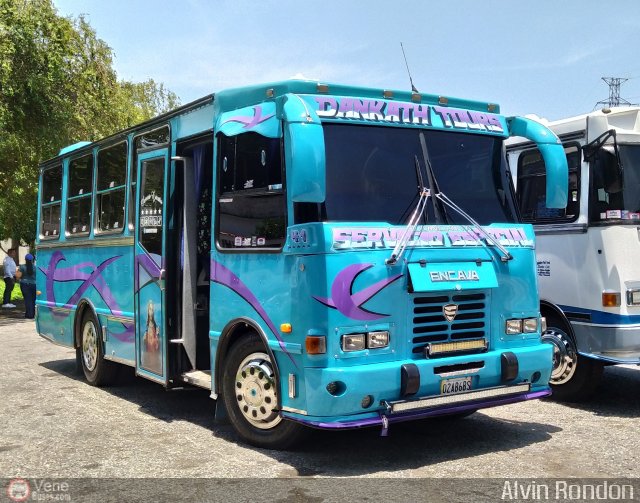 Particular 41 por Alvin Rondn