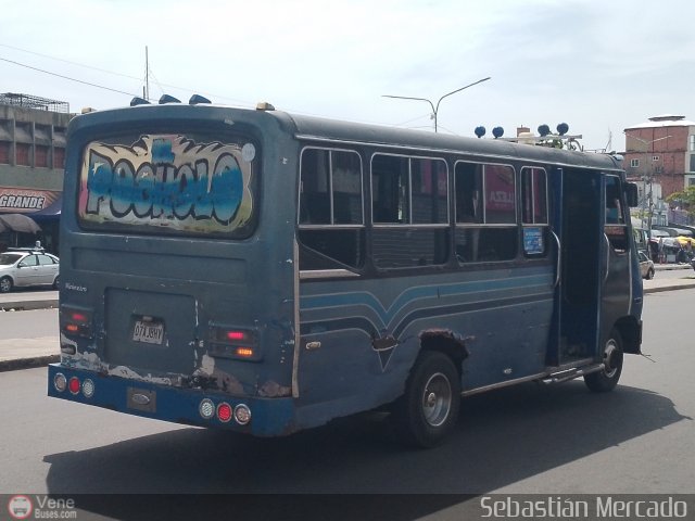 ZU - U.C. Barrio La Polar 182 por Sebastin Mercado