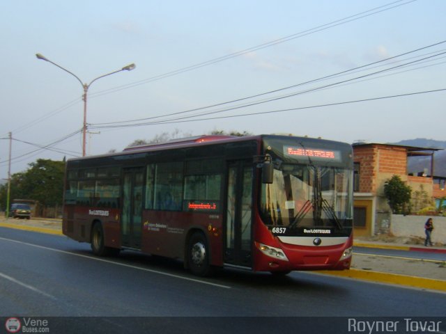 Bus Los Teques 6857 por Royner Tovar