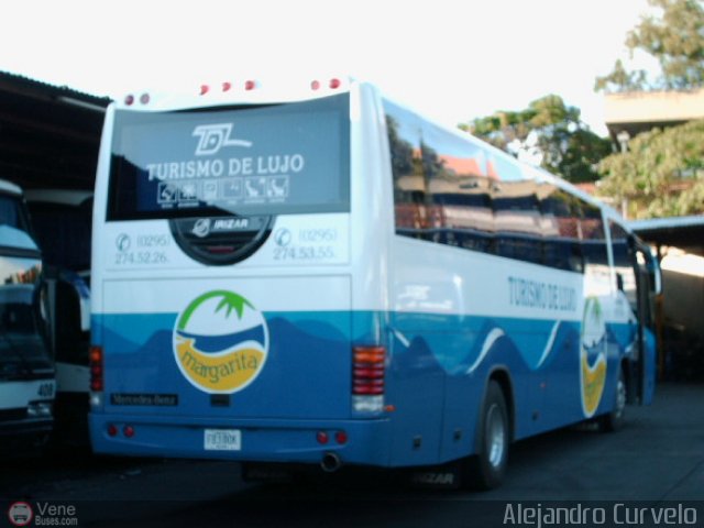 Turismo de Lujo 61x por Alejandro Curvelo