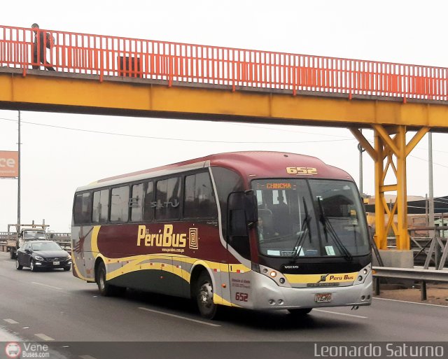 Empresa de Transporte Per Bus S.A. 652 por Leonardo Saturno