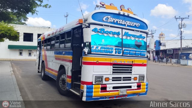 Colectivos Guasare C.A 28 por Abner Sarcos