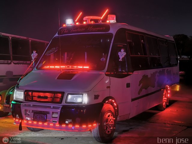 ZU - U.C. Barrio La Polar 034 por Benjamin Magdaniel