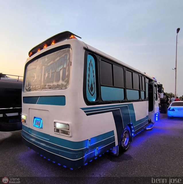 ZU - U.C. Barrio La Polar 055 por Benjamin Magdaniel